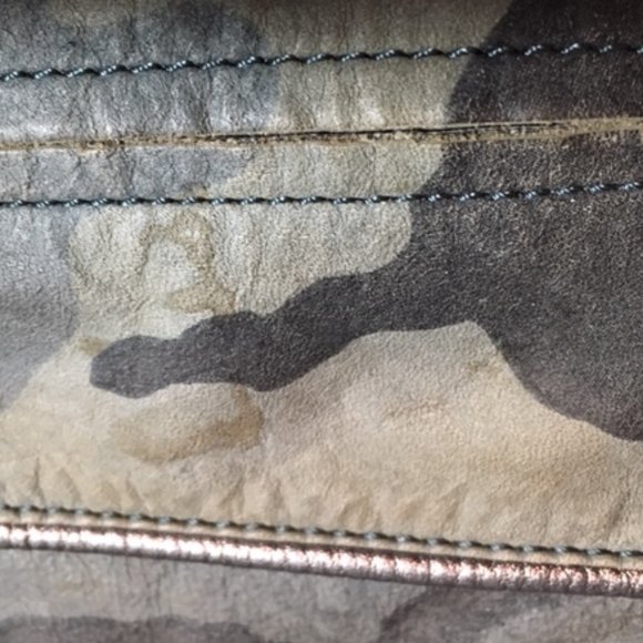 B Makowsky Kimberly Camo Green Brown Leather Shoulder Bag Hobo Large - Picture 13 of 16